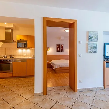 Schillerhof Lägenhetshotell 3*