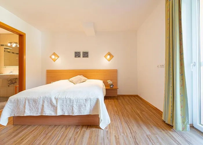 Schillerhof 3* 巴德加斯坦