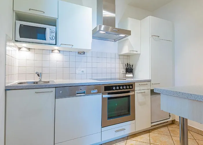 Schillerhof 公寓式酒店 3*