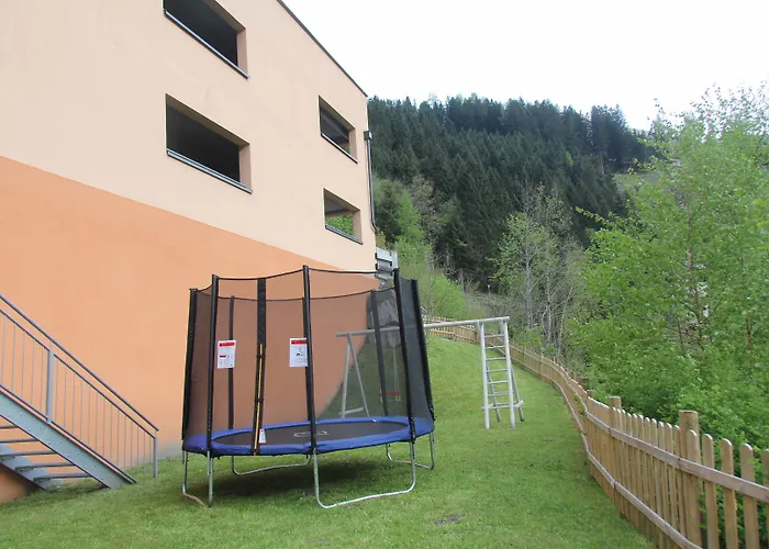 Schillerhof 3*
