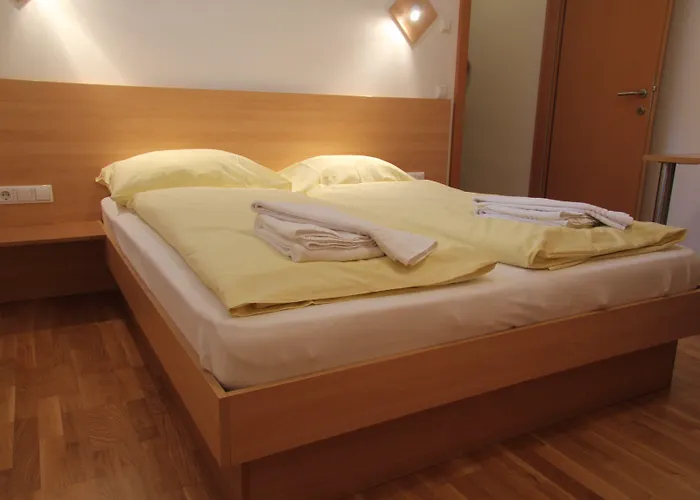 Schillerhof 公寓式酒店 巴德加斯坦